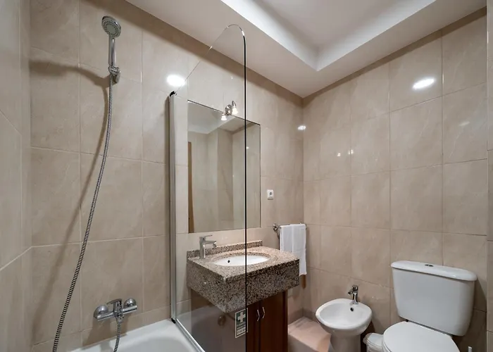 Santiago House By An Island フンシャル