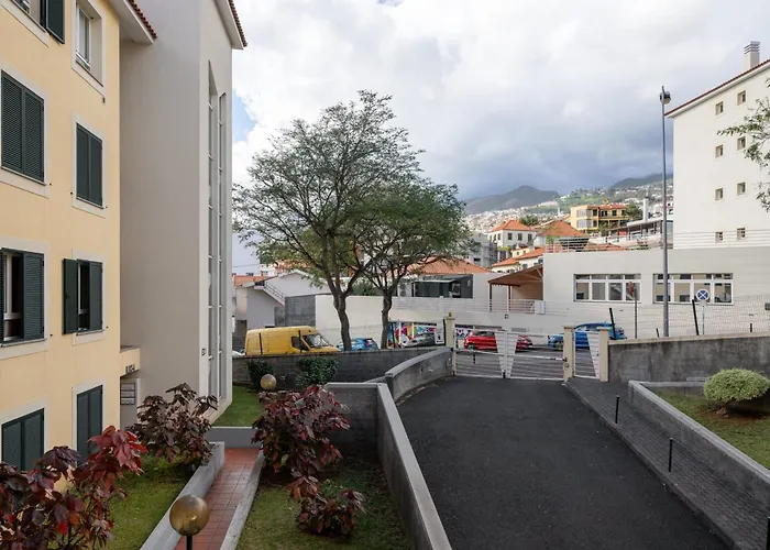 Santiago House By An Island Funchal (Madeira)